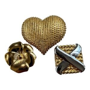 Dotty Smith vintage belt buckles lot of 3 flower X and‎ puffy heart